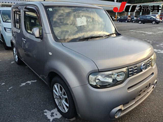 2015 NISSAN CUBE