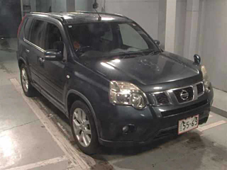 2010 NISSAN X-TRAIL