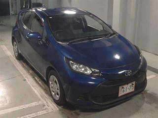 2022 TOYOTA AQUA