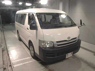 2009 TOYOTA HIACE