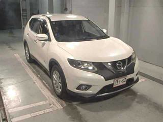 2016 NISSAN X-TRAIL