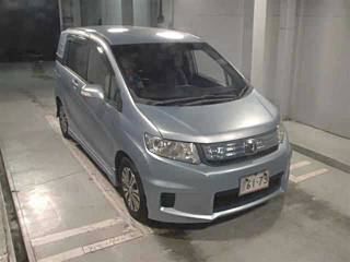 2013 HONDA FREED SPIKE