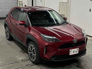 2022 TOYOTA YARIS CROSS