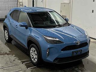 2022 TOYOTA YARIS CROSS