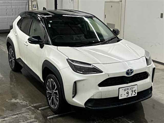 2022 TOYOTA YARIS CROSS