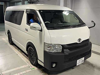 2014 TOYOTA HIACE