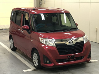 2017 TOYOTA ROOMY
