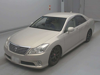 2011 TOYOTA CROWN
