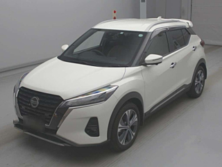2022 NISSAN KIX