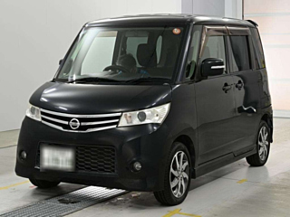 2012 NISSAN ROOX