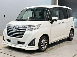 2018 TOYOTA ROOMY