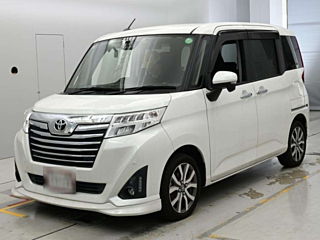 2019 TOYOTA ROOMY
