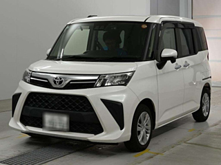 2022 TOYOTA ROOMY