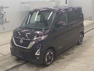2021 NISSAN ROOX