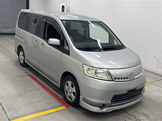 2005 NISSAN SERENA