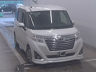 2019 TOYOTA ROOMY