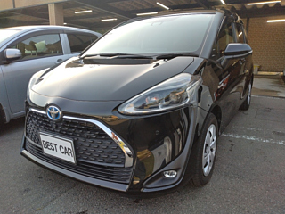 2019 TOYOTA SIENTA