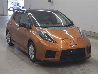 2016 NISSAN LEAF