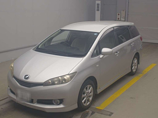 2011 TOYOTA WISH