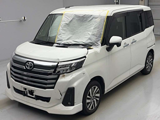 2022 TOYOTA ROOMY