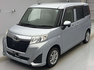 2017 TOYOTA ROOMY