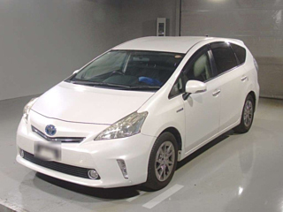 2014 TOYOTA PRIUS ALPHA