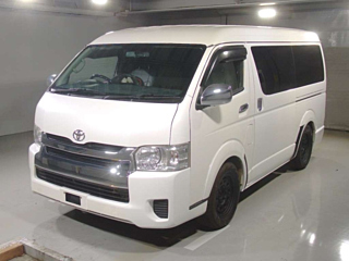 2015 TOYOTA HIACE
