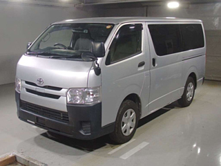2018 TOYOTA REGIUS ACE VAN